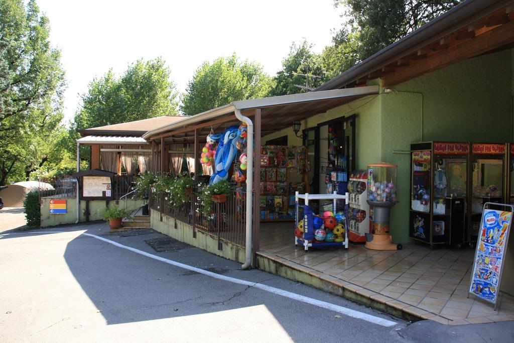 皮安特勒露营地 Moniga del Garda 外观 照片